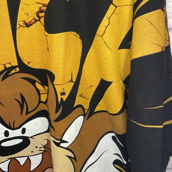 Vintage Taz Looney Tunes Overprint Tee - Picture 8 of 8
